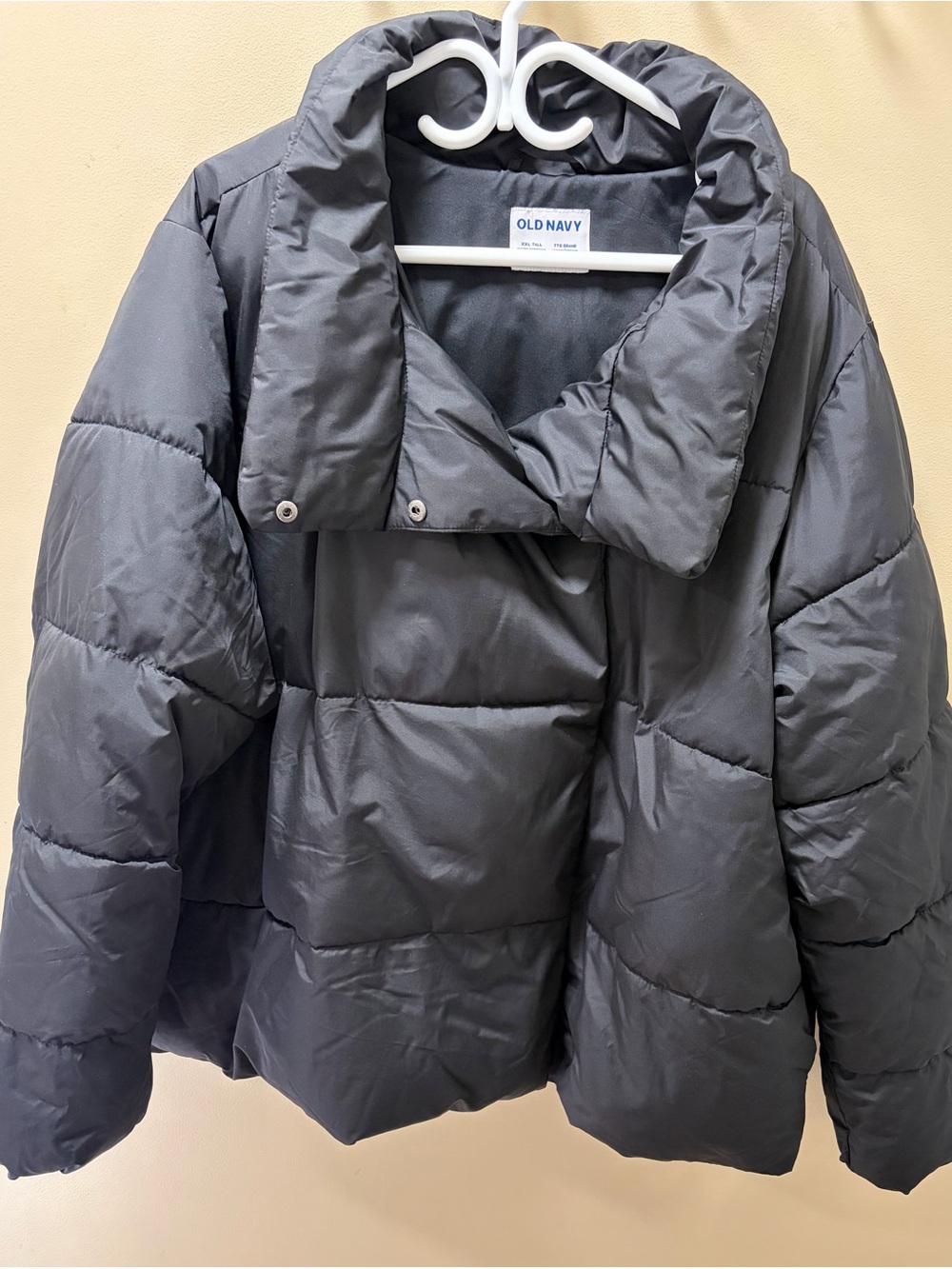 Old Navy Black Women's Quilted Puffer Coat